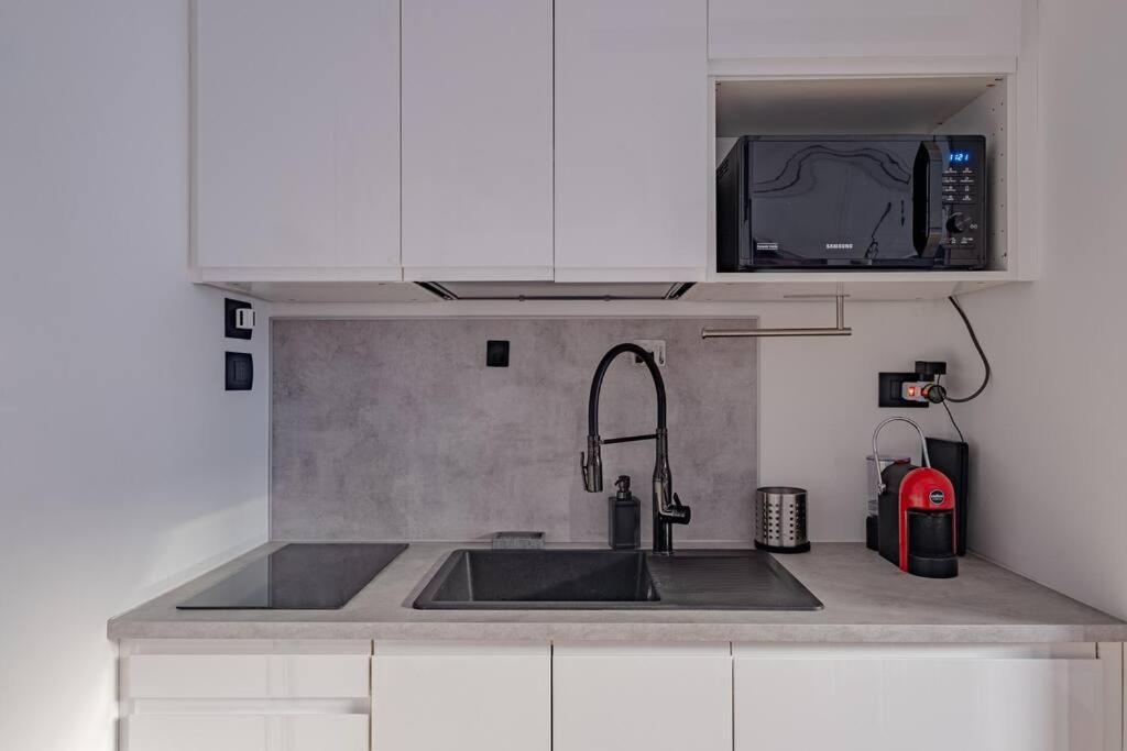 Modern Apartment At San Giovanni Rome Buitenkant foto